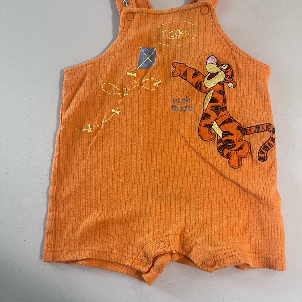 ✨5/$20✨ Orange Tigger Baby Romper